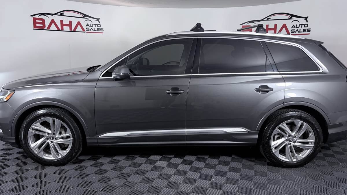 Used 2020 Audi Q7 3.0T Prestige w/ Prestige Package AWD/4WD image 4