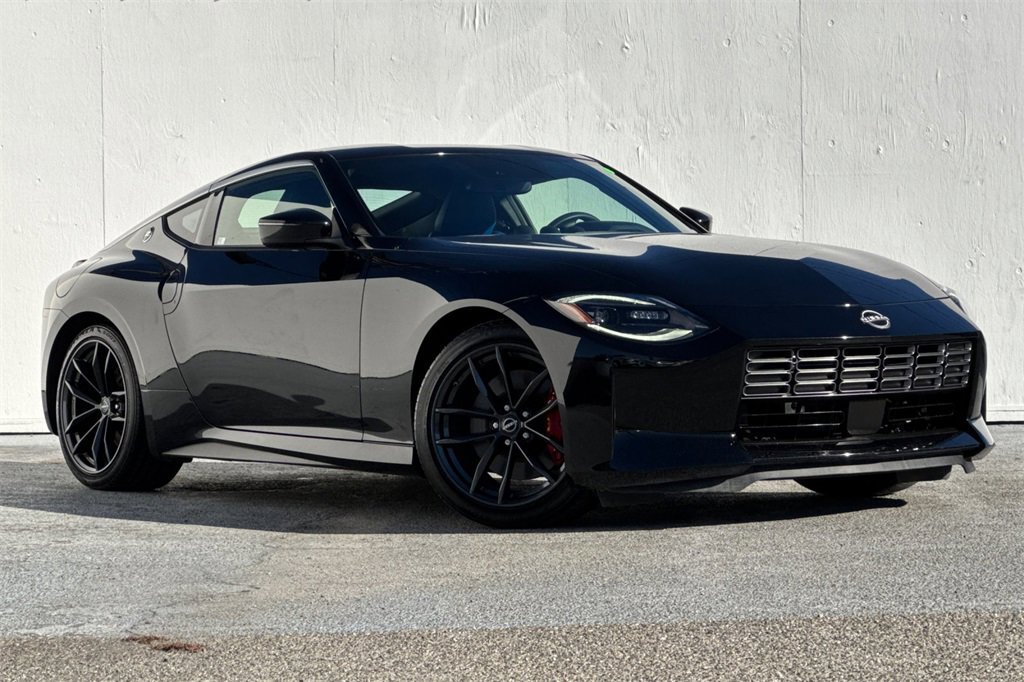 Used 2024 Nissan Z Performance w/ Floor Mat Package image 2