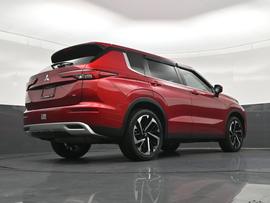 Used 2023 Mitsubishi Outlander SE FWD image 26