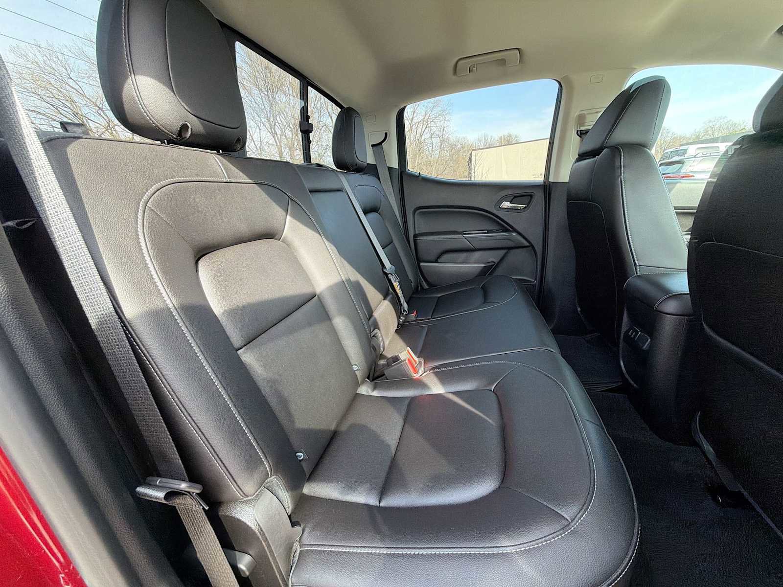 Used 2017 GMC Canyon SLT w/ Trailering Package image 17