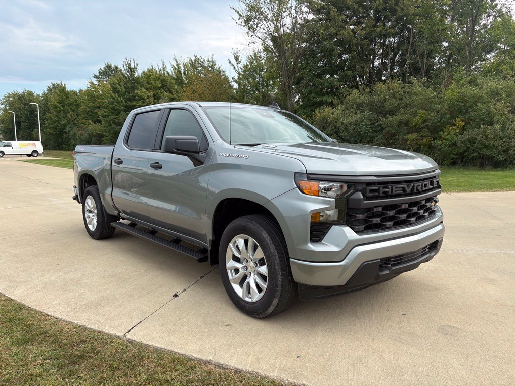 New 2026 Chevrolet Silverado 1500 Custom AWD/4WD image 11