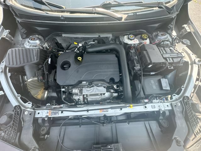 Used 2023 GMC Terrain SLE w/ Driver Convenience Package AWD/4WD image 27