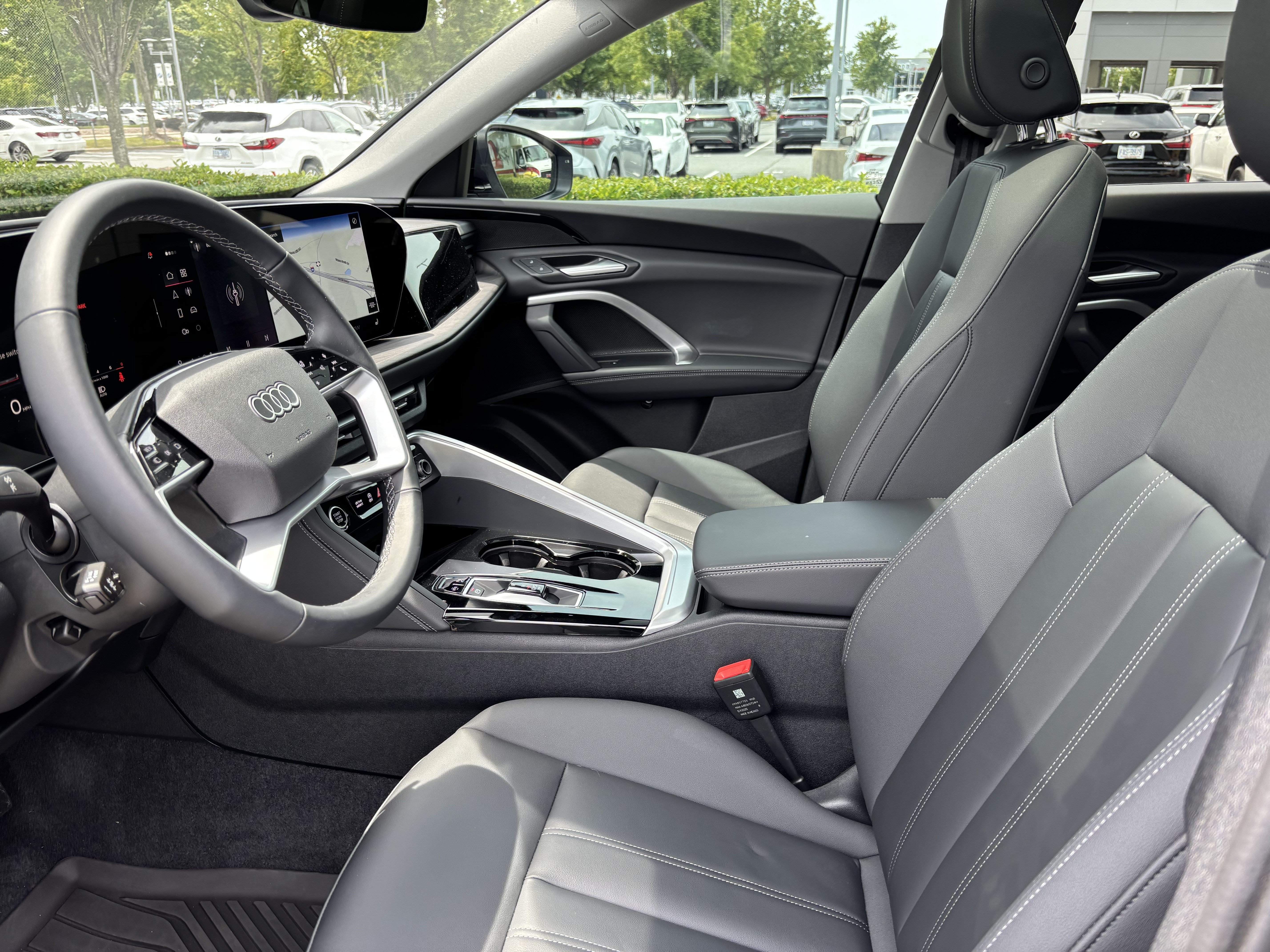 Certified 2025 Audi Q5 Premium AWD/4WD image 15