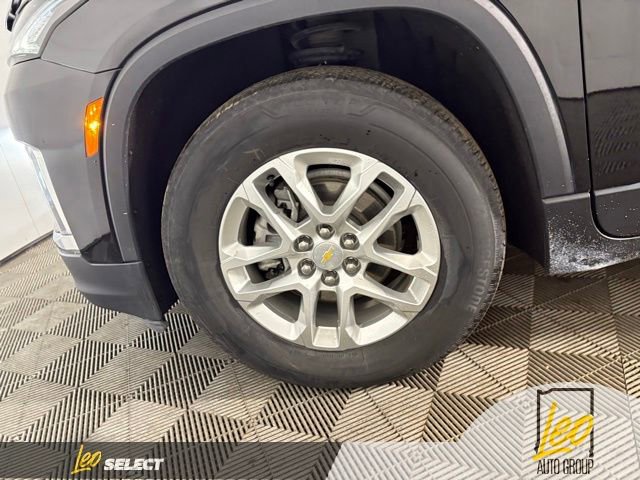Used 2023 Chevrolet Traverse LS w/ Safety Package FWD image 24