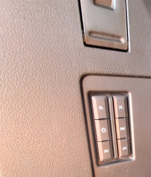 Used 2020 Ford Expedition Limited w/ Equipment Group 301A image 24