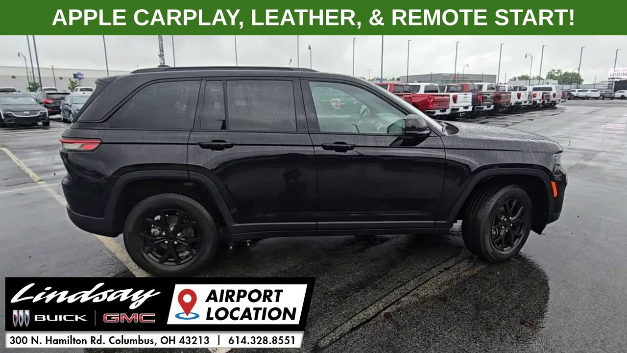 Used 2025 Jeep Grand Cherokee Altitude AWD/4WD image 10