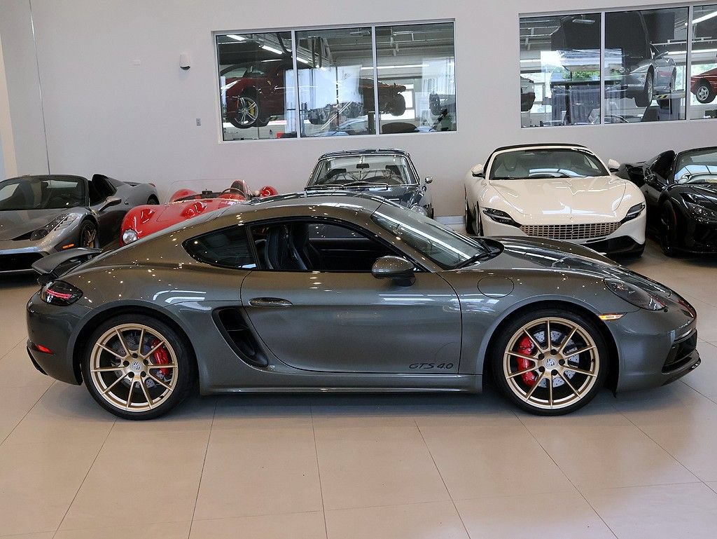 Used 2025 Porsche 718 Cayman GTS RWD image 28