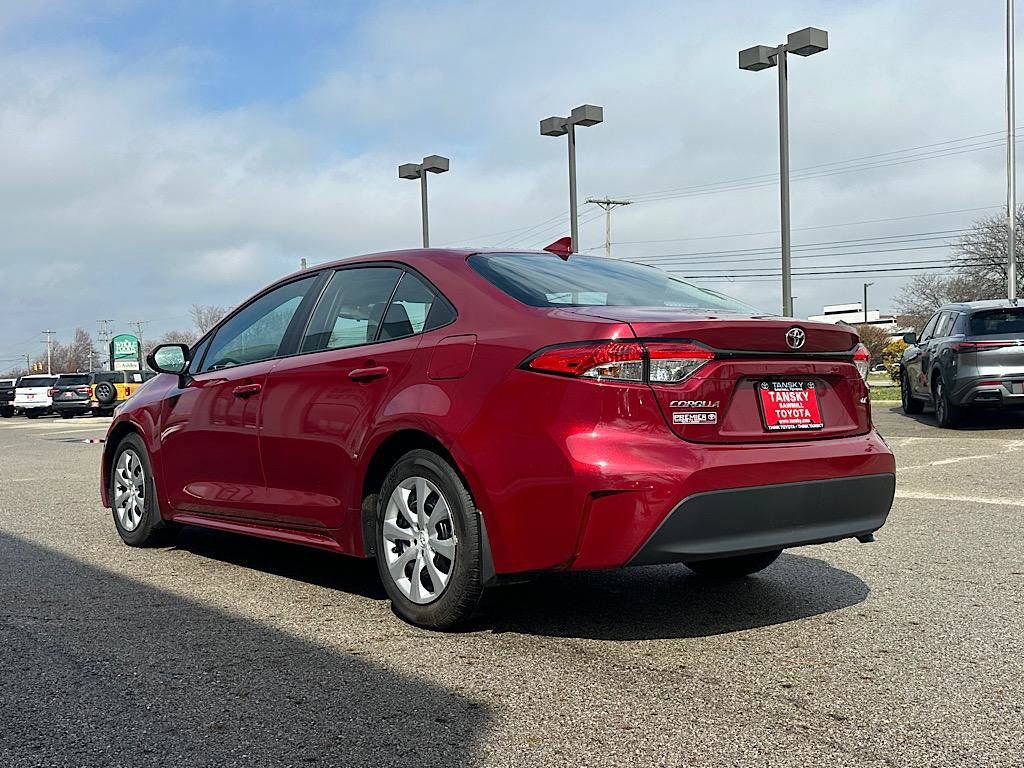Certified 2024 Toyota Corolla LE image 3
