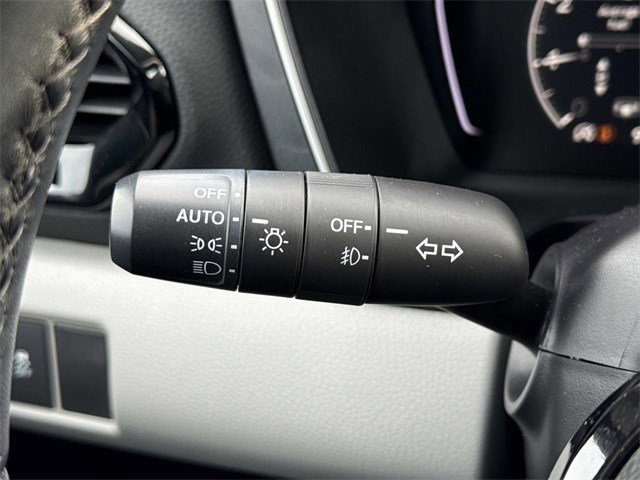 Used 2025 Honda Pilot Touring image 27