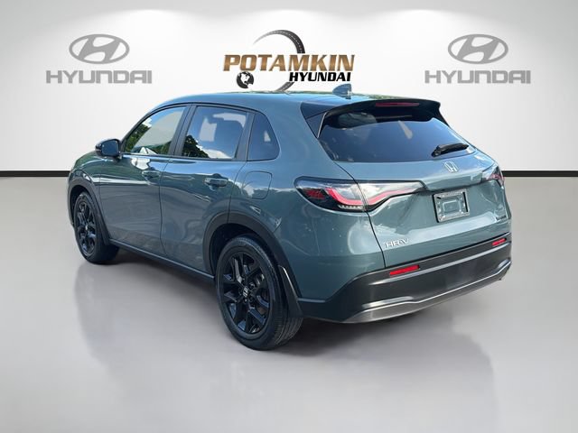 Used 2025 Honda HR-V Sport image 7