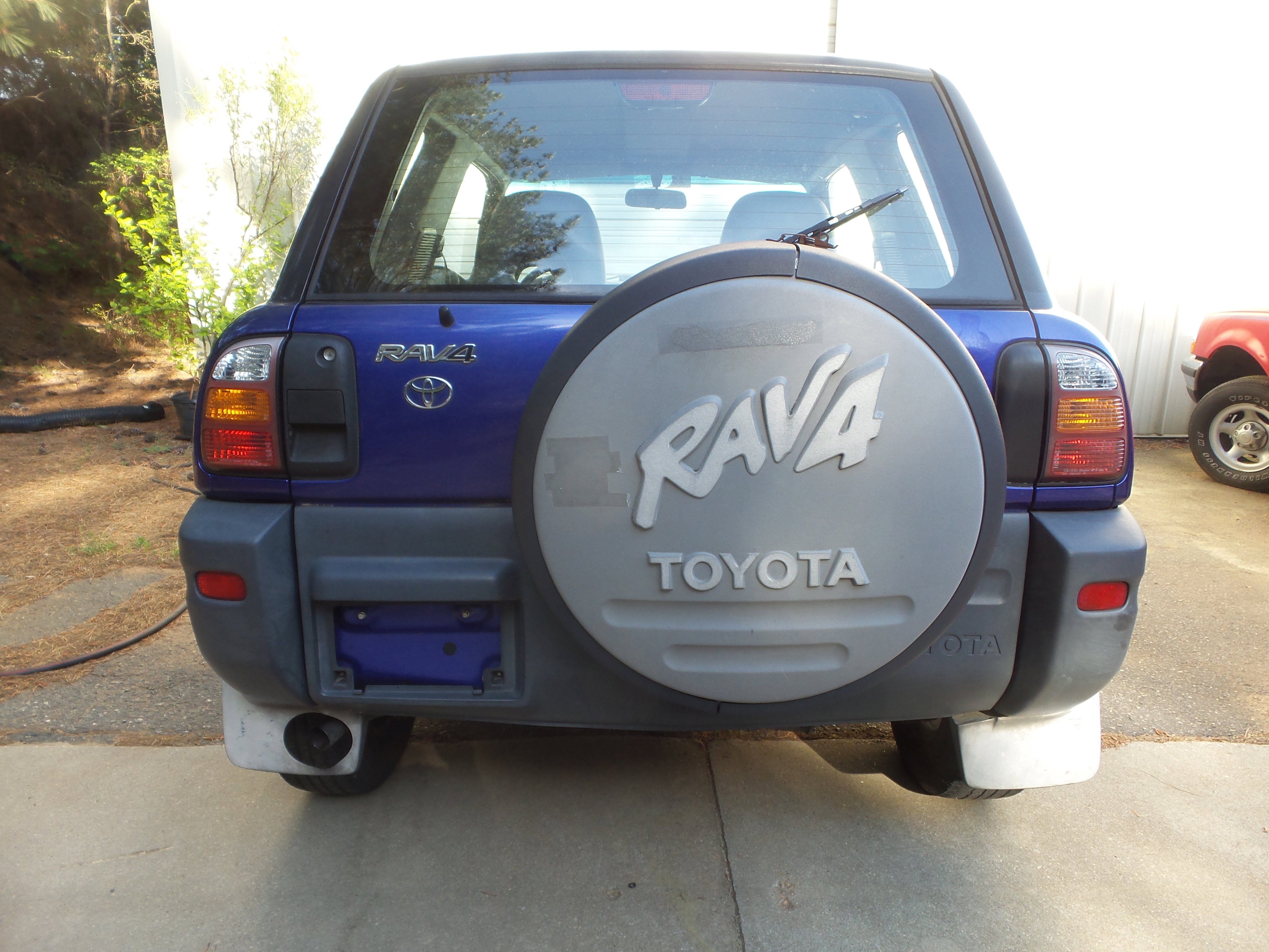 Used 1998 Toyota RAV4 2WD 2-Door image 7
