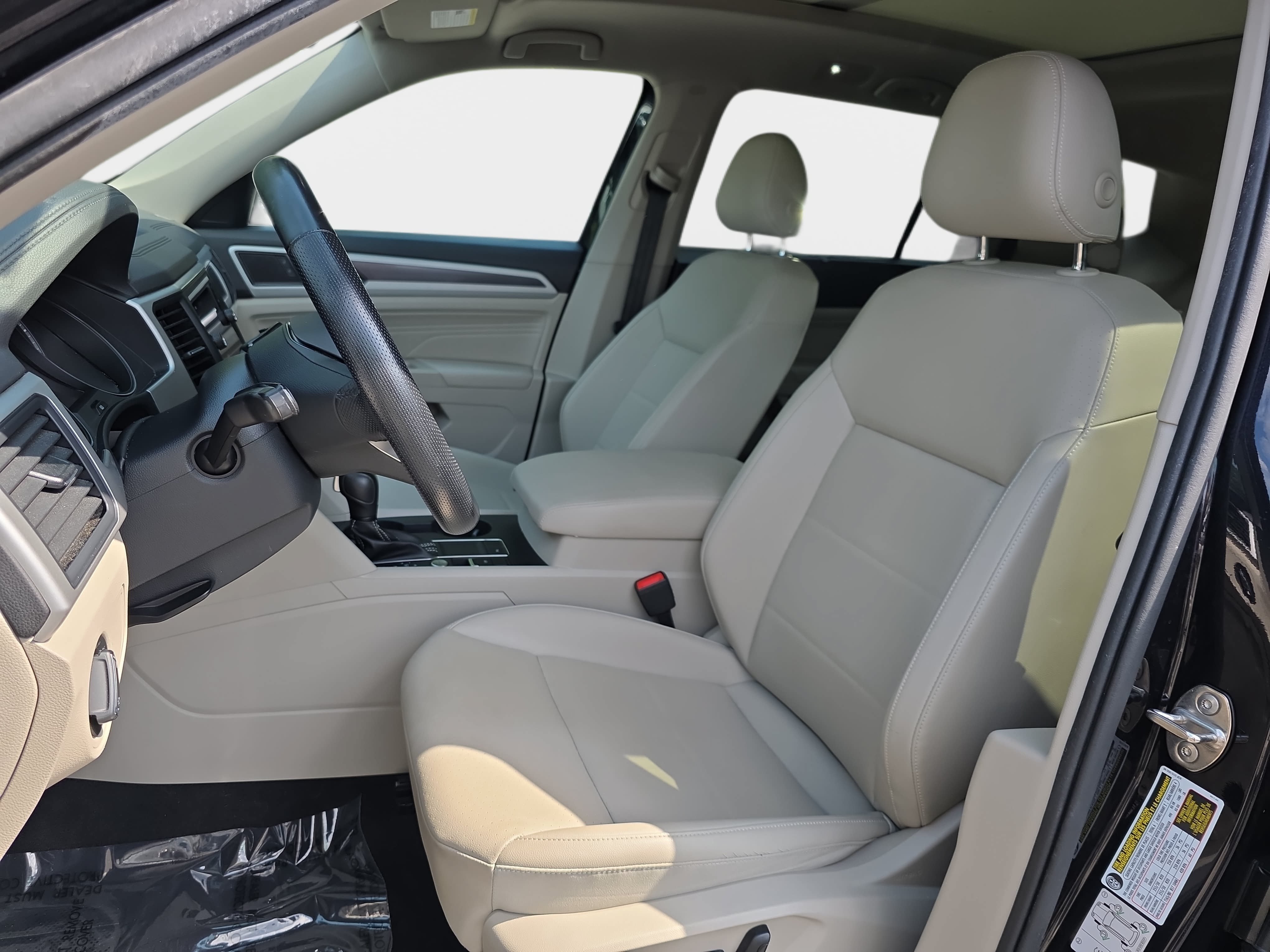 Used 2021 Volkswagen Atlas SE FWD image 13