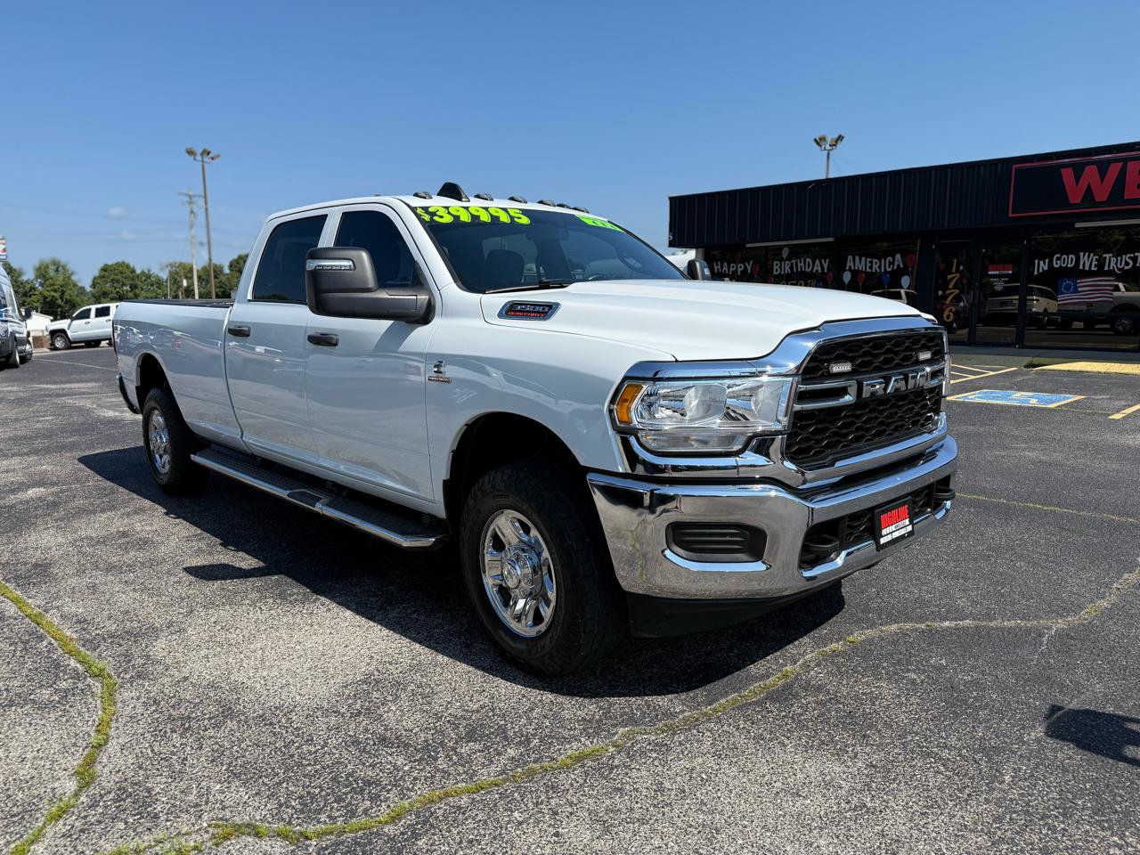 Used 2023 RAM 3500 Tradesman w/ Chrome Appearance Group AWD/4WD image 3