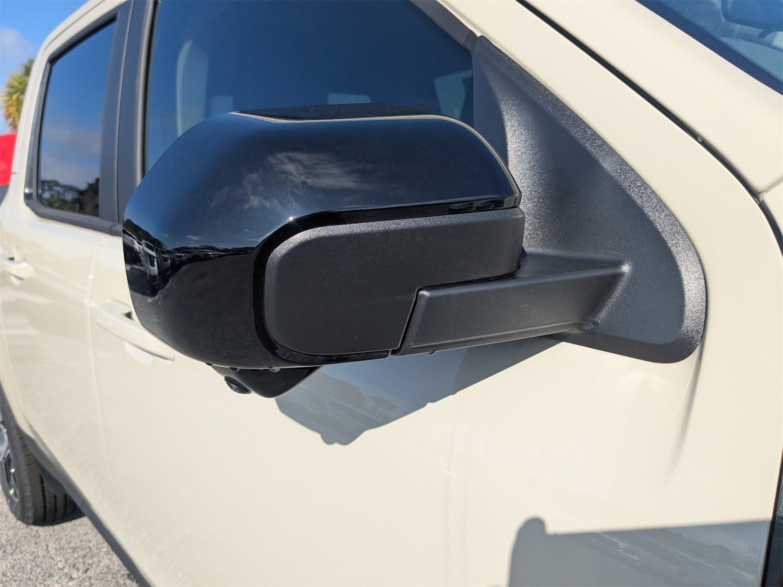 New 2025 Ford Maverick Lariat image 12