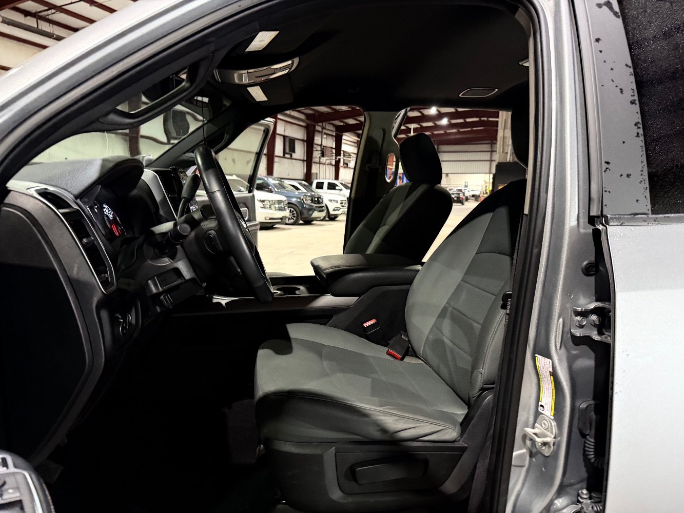 Used 2024 RAM 2500 Big Horn w/ Towing Technology Group AWD/4WD image 15