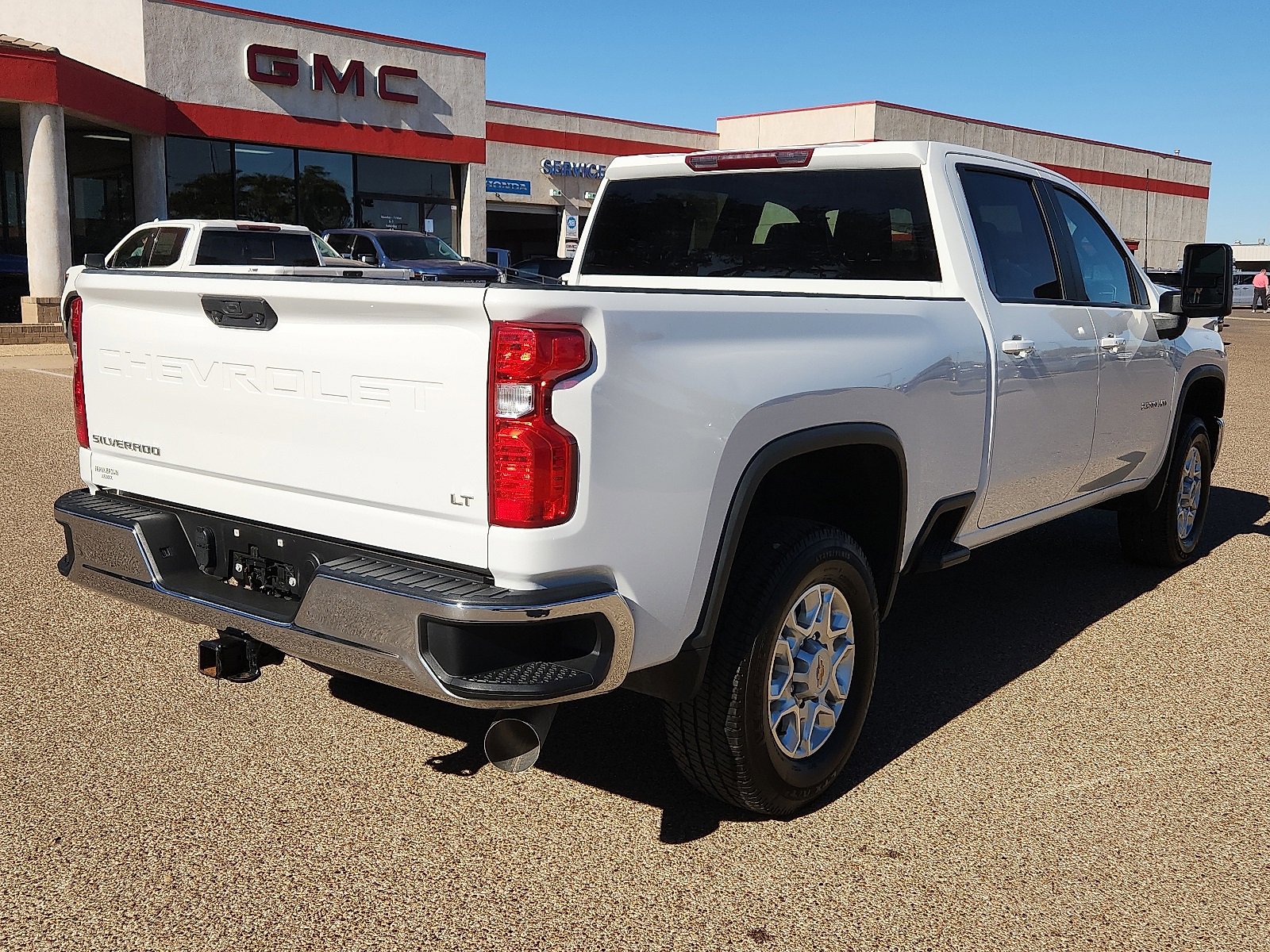 Used 2024 Chevrolet Silverado 2500 LT image 4