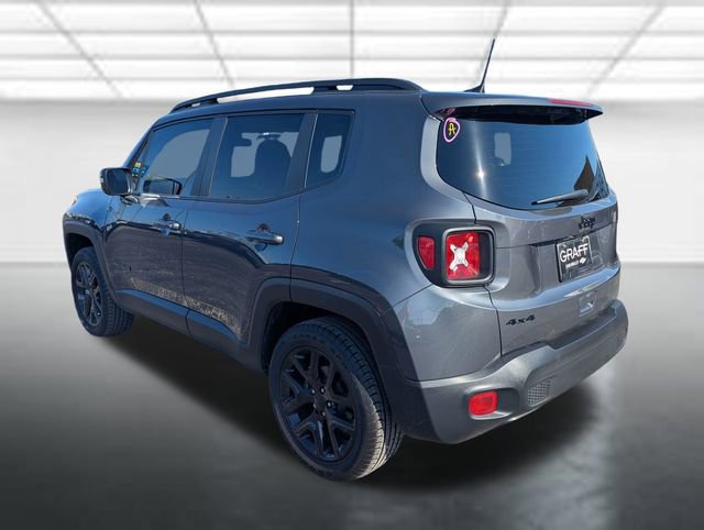 Used 2023 Jeep Renegade Altitude AWD/4WD image 2