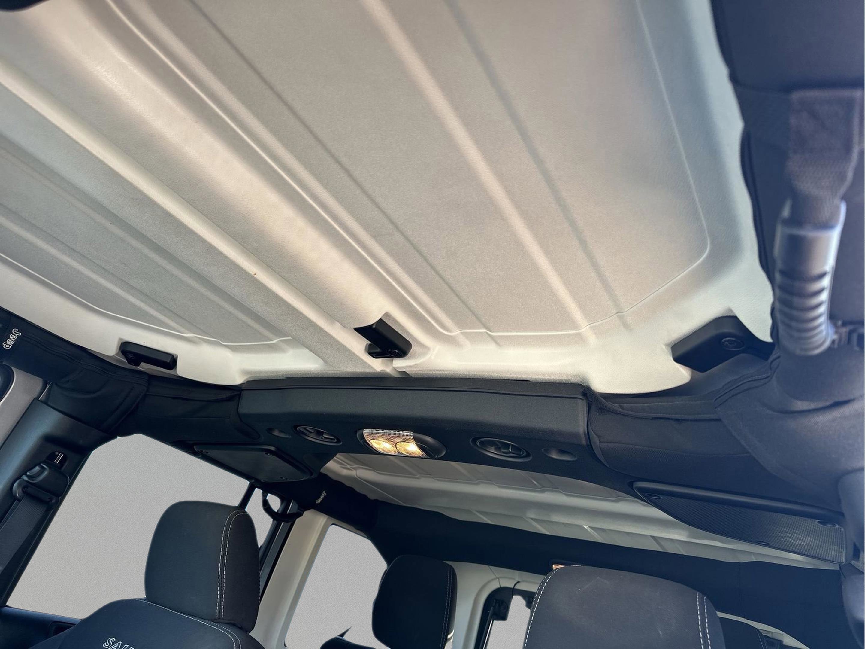 Used 2017 Jeep Wrangler Unlimited Sahara w/ Max Tow Package image 22