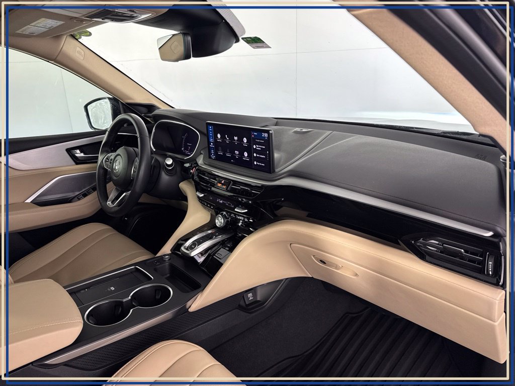Used 2025 Acura MDX w/ Technology Package FWD image 39