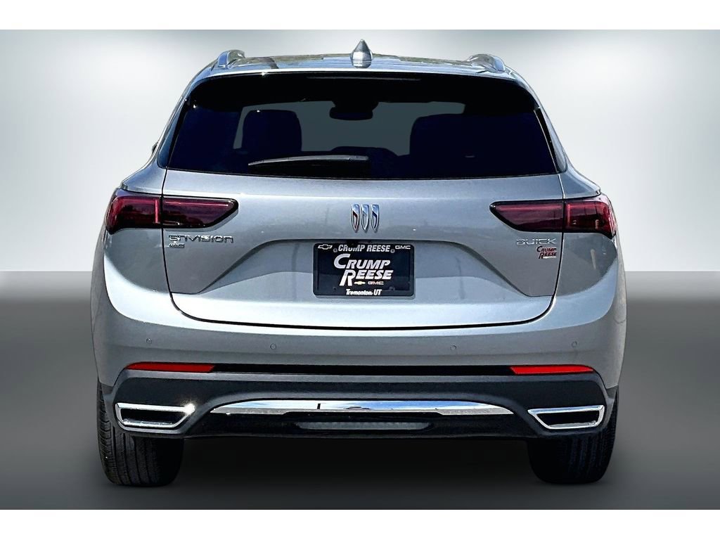 Used 2025 Buick Envision Preferred AWD/4WD image 5
