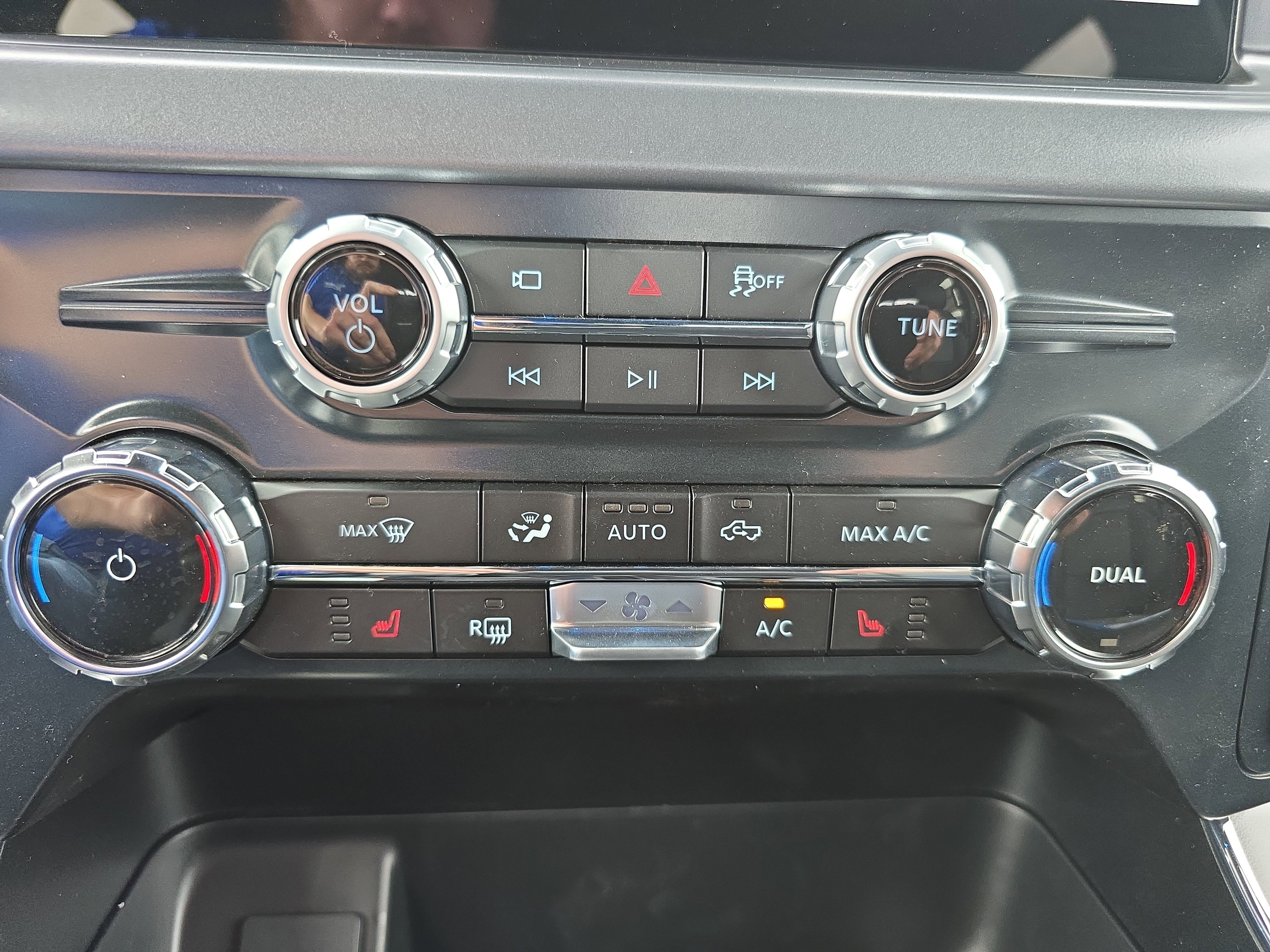 New 2026 Ford F150 XLT w/ Equipment Group 302A MID image 30