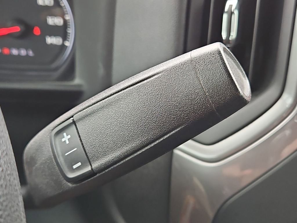 Used 2022 Chevrolet Silverado 1500 Custom RWD image 16