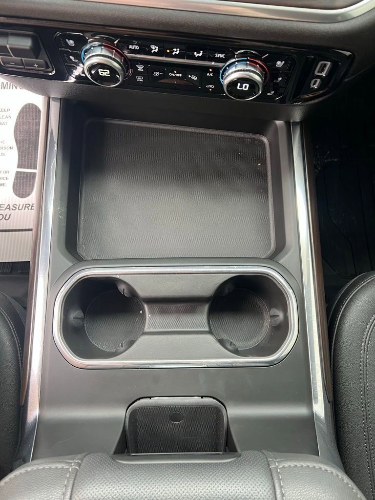 Used 2025 GMC Sierra 2500 SLT w/ SLT Convenience Package image 12