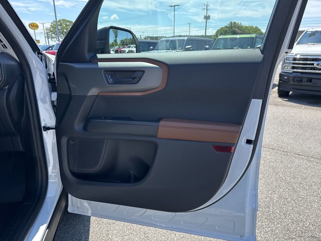 New 2025 Ford Bronco Sport Outer Banks w/ Sasquatch Outer Banks Package image 24