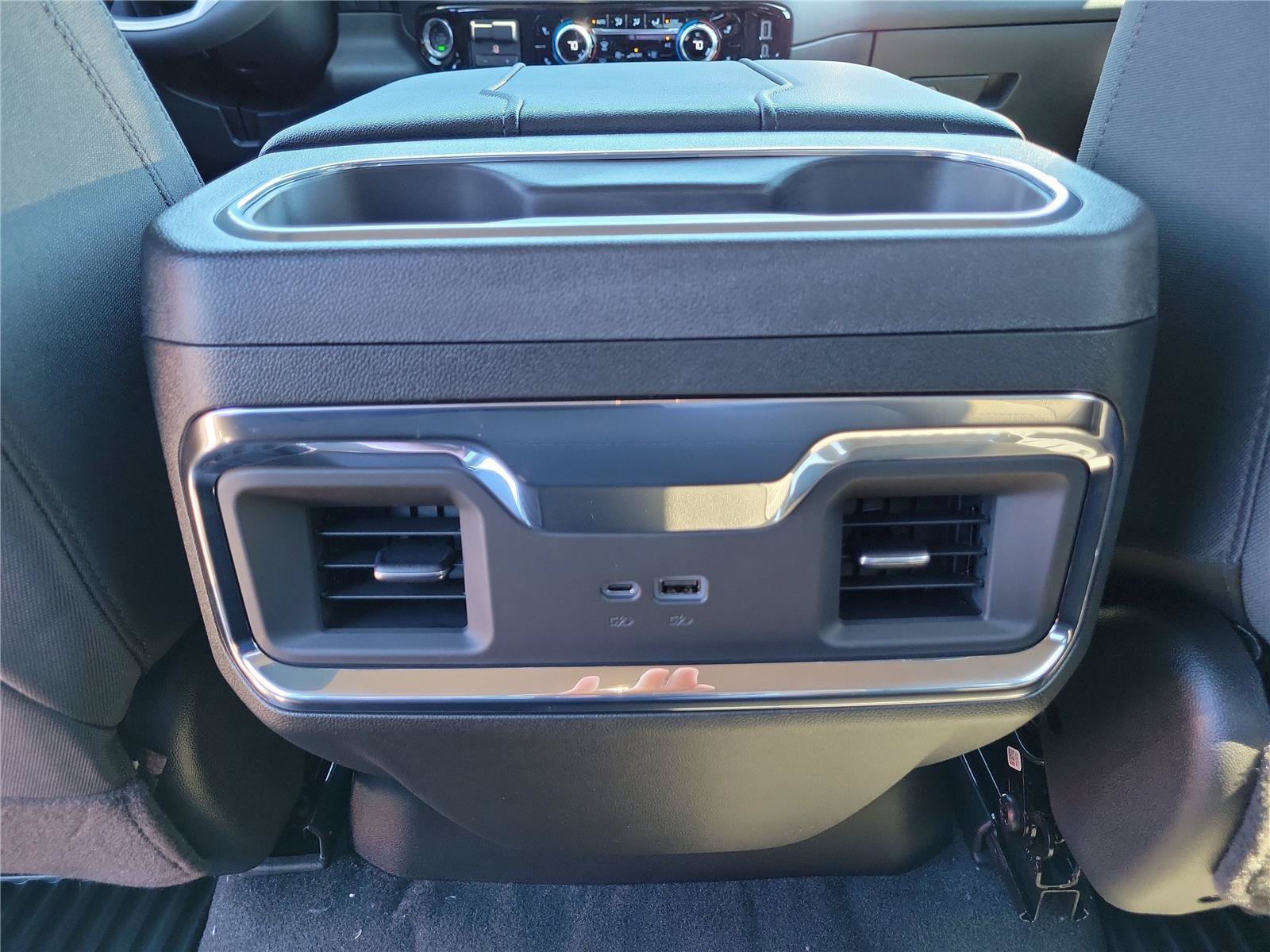 New 2026 GMC Sierra 1500 Elevation w/ Preferred Package AWD/4WD image 9