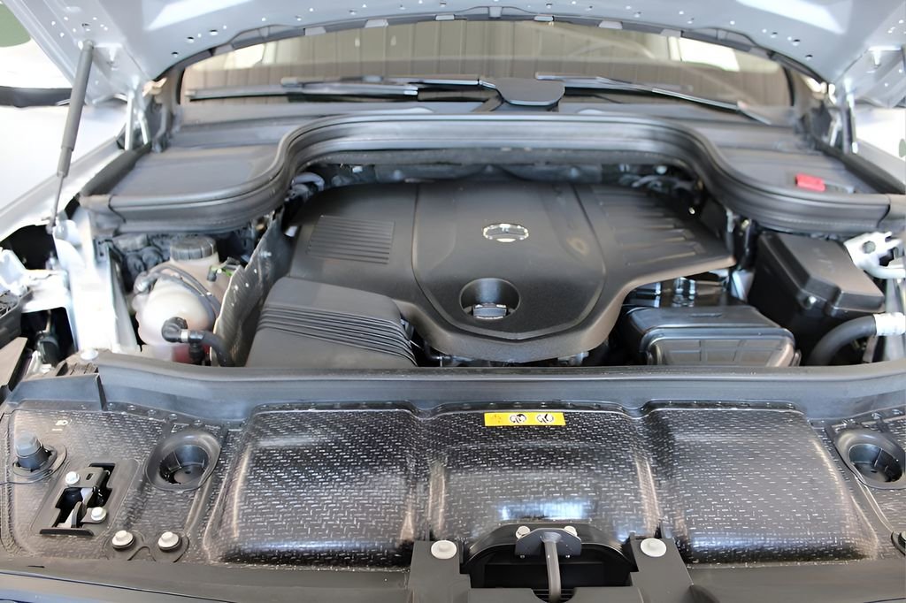 Used 2023 Mercedes-Benz GLS 450 4MATIC image 49