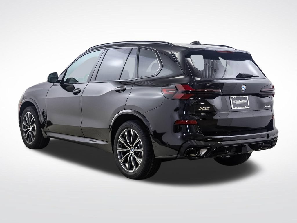 New 2026 BMW X5 xDrive40i w/ M Sport Package AWD/4WD image 3