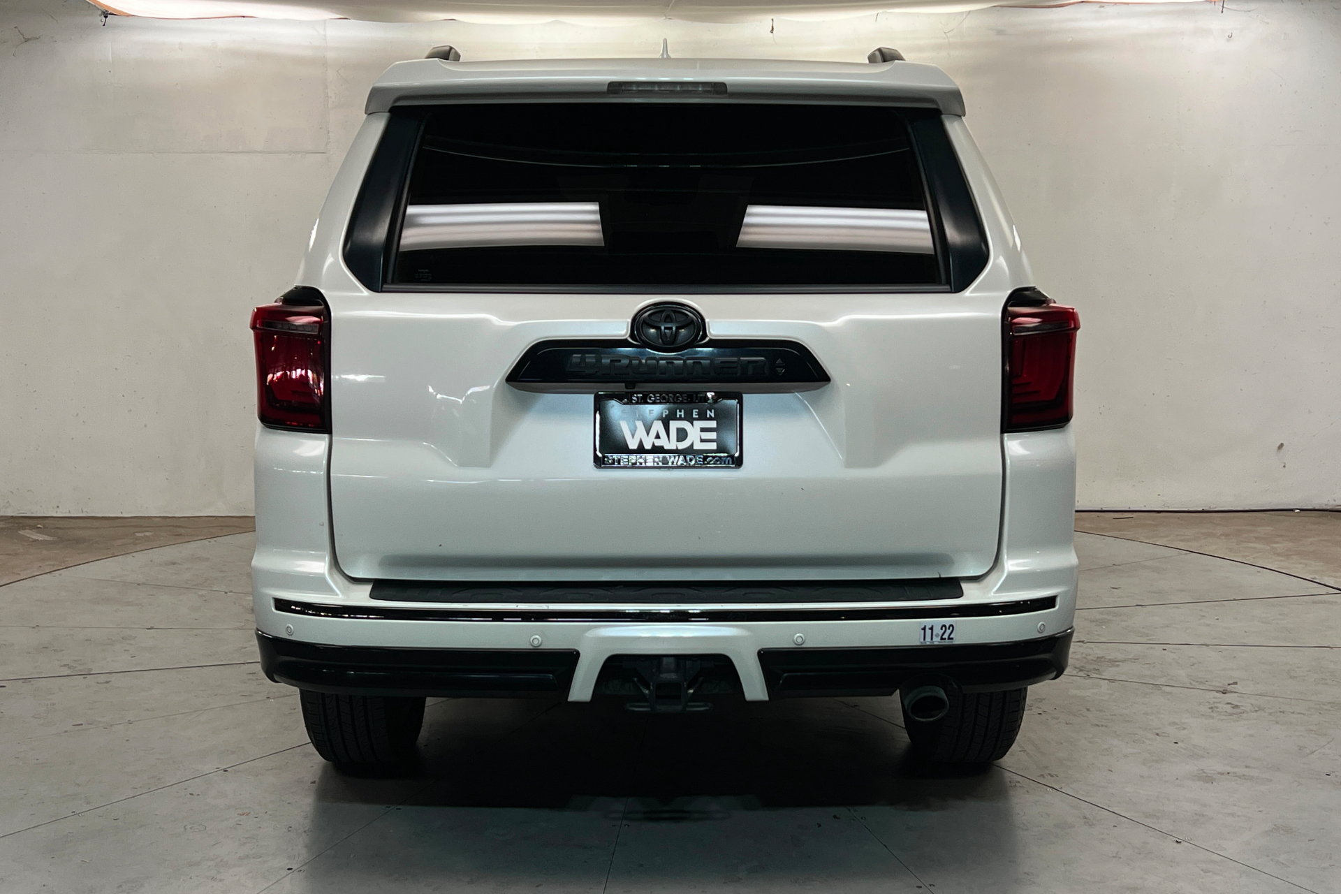 Used 2020 Toyota 4Runner Limited AWD/4WD image 5