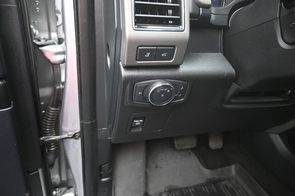 Used 2021 Ford Expedition XLT RWD image 13