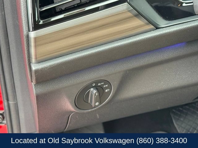 Used 2019 Volkswagen Jetta SEL w/ Cold Weather Package FWD image 33