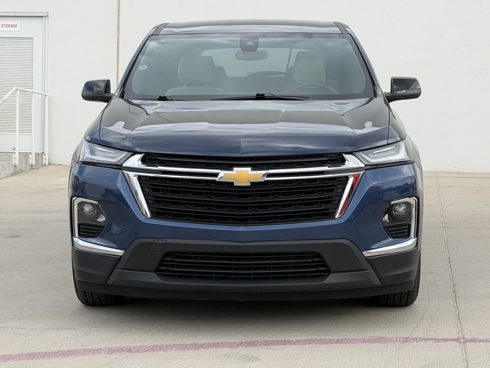 Used 2022 Chevrolet Traverse LS FWD image 9