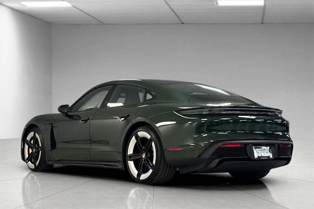 New 2025 Porsche Taycan GTS image 92