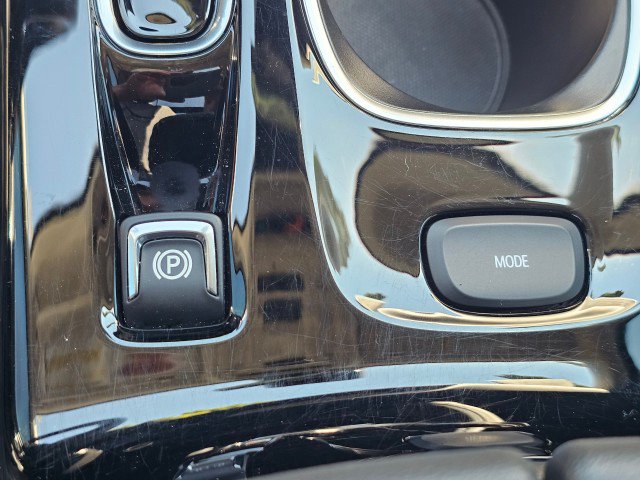 Used 2023 Buick Envision Avenir AWD/4WD image 38