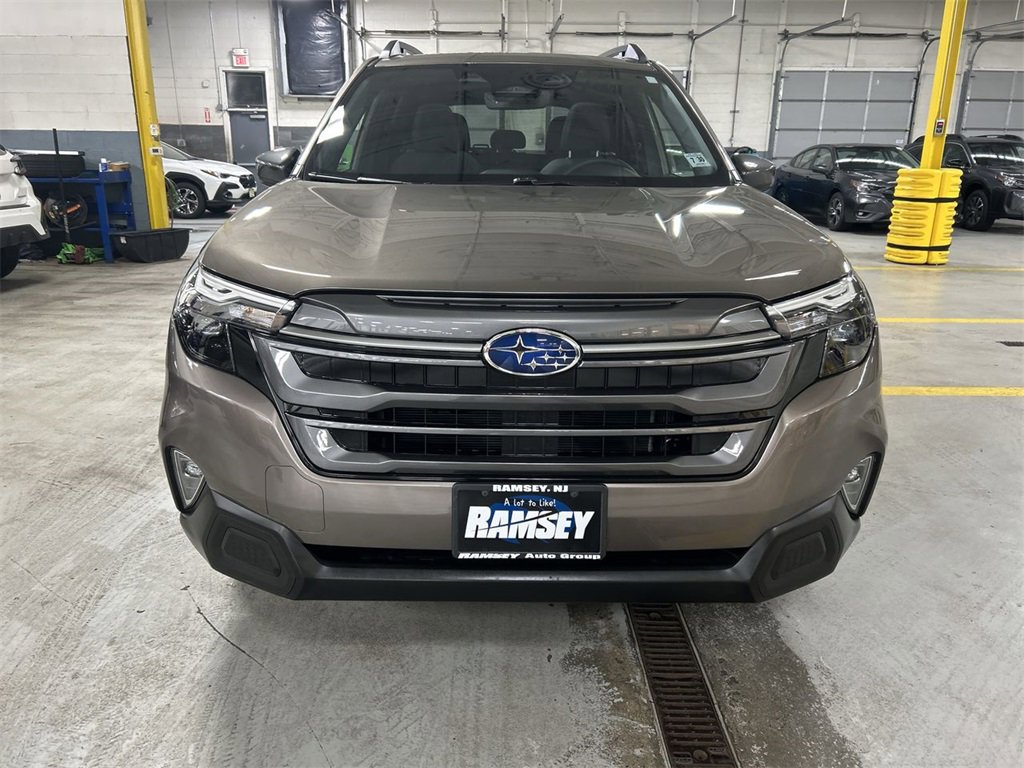 Certified 2025 Subaru Forester Premium image 3