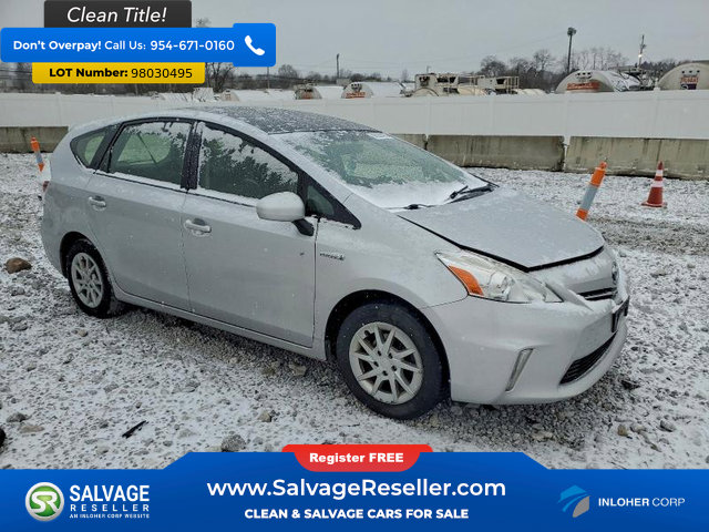 Used 2014 Toyota Prius V image 5