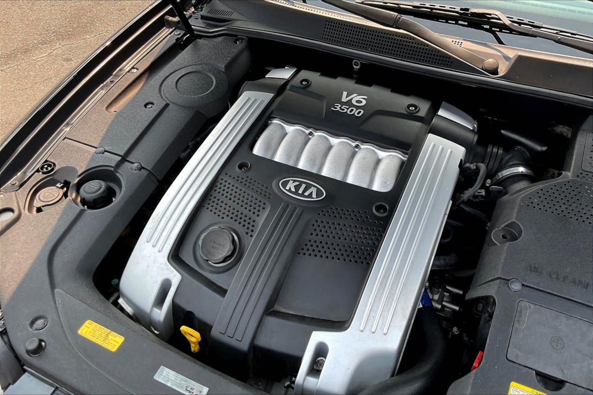 Used 2005 Kia Amanti FWD image 28