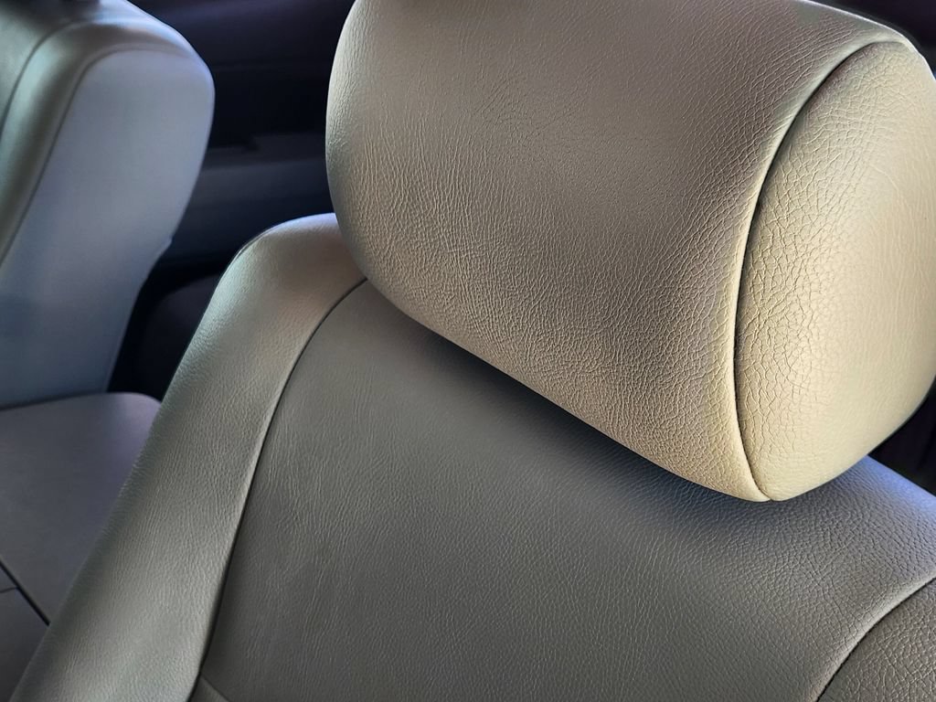Used 2013 Toyota Tundra 2WD Double Cab image 15