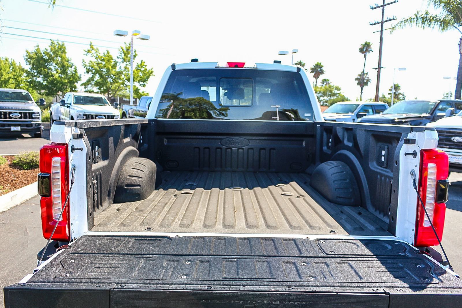 New 2025 Ford F250 Lariat w/ Lariat Ultimate Package AWD/4WD image 27