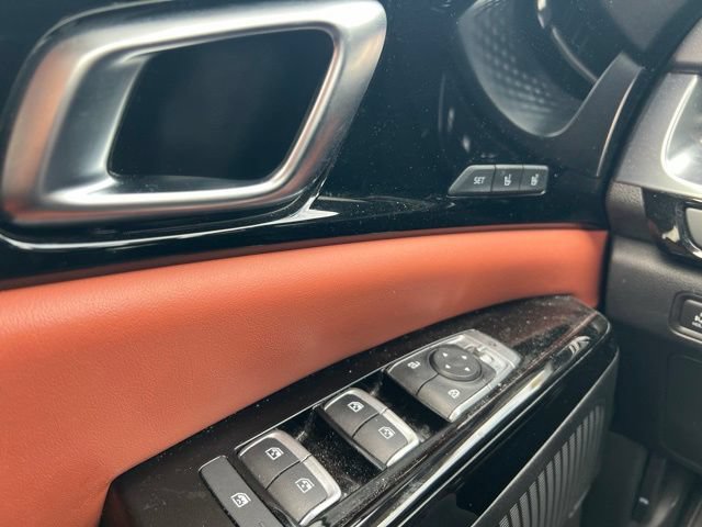 Used 2022 Kia Carnival SX Prestige FWD image 22