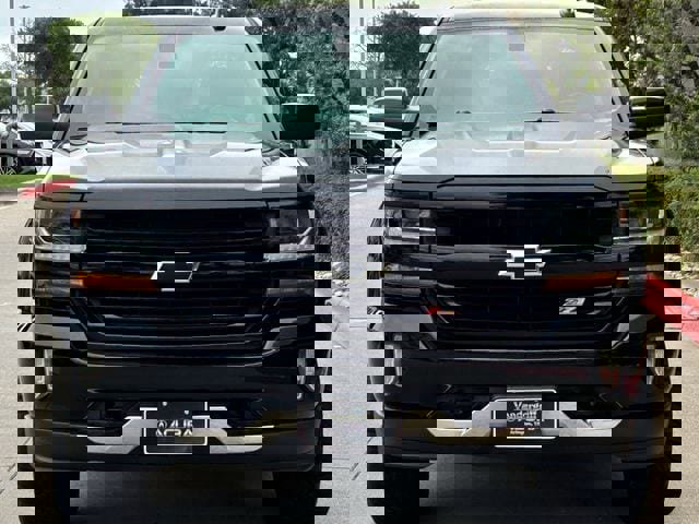 Used 2017 Chevrolet Silverado 1500 LT w/ All Star Edition image 9