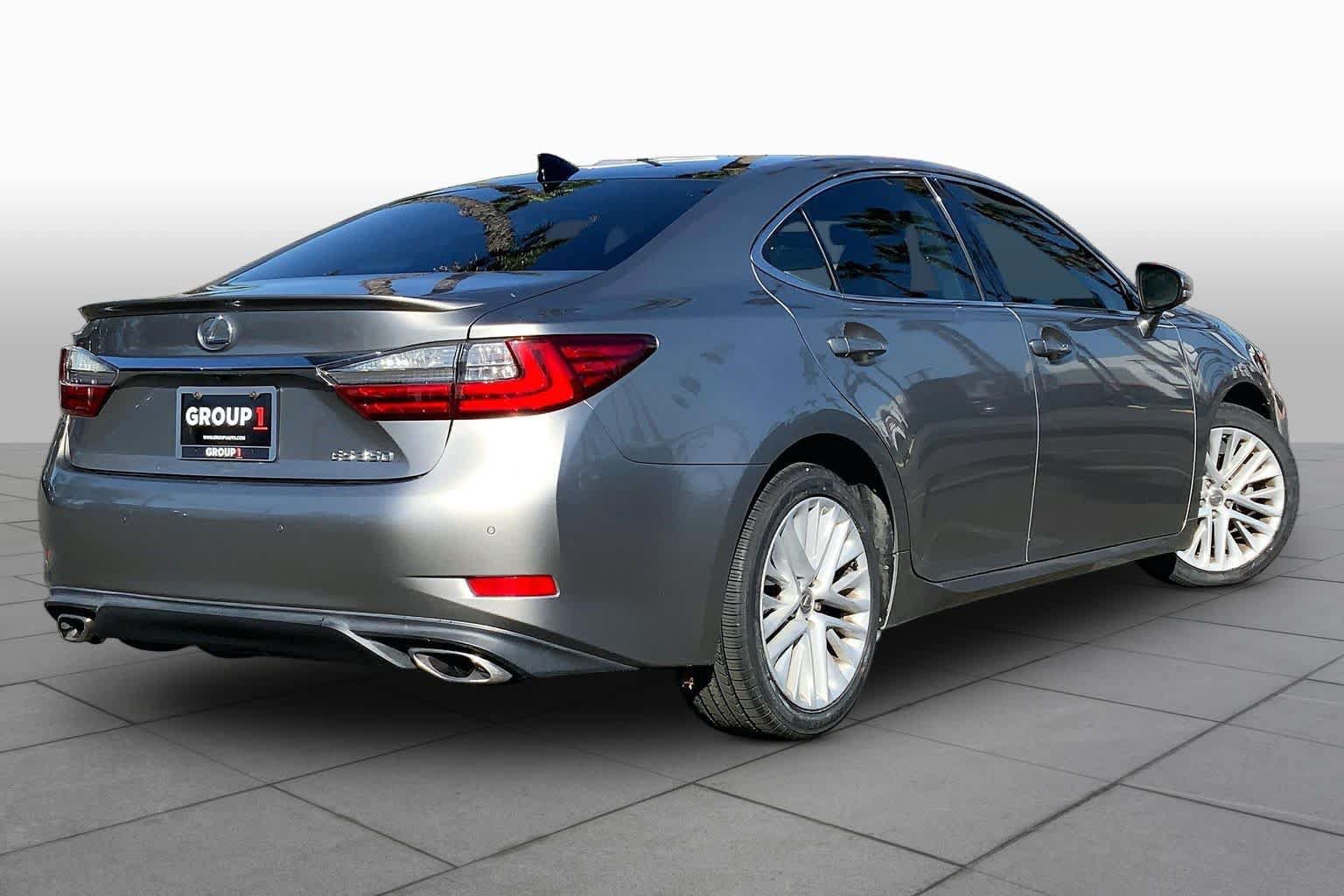 Used 2017 Lexus ES 350 FWD image 12