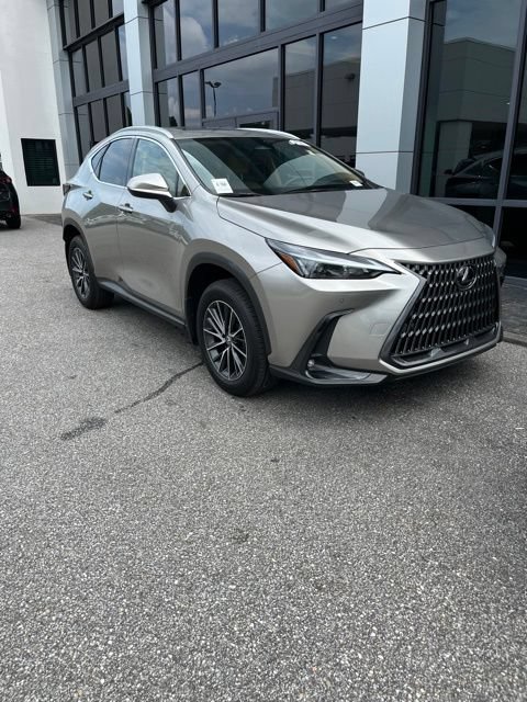 Used 2025 Lexus NX 250 FWD w/ Premium Package image 2