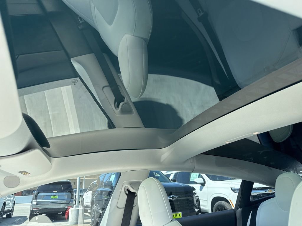 Used 2021 Tesla Model 3 Standard Range Plus RWD image 9