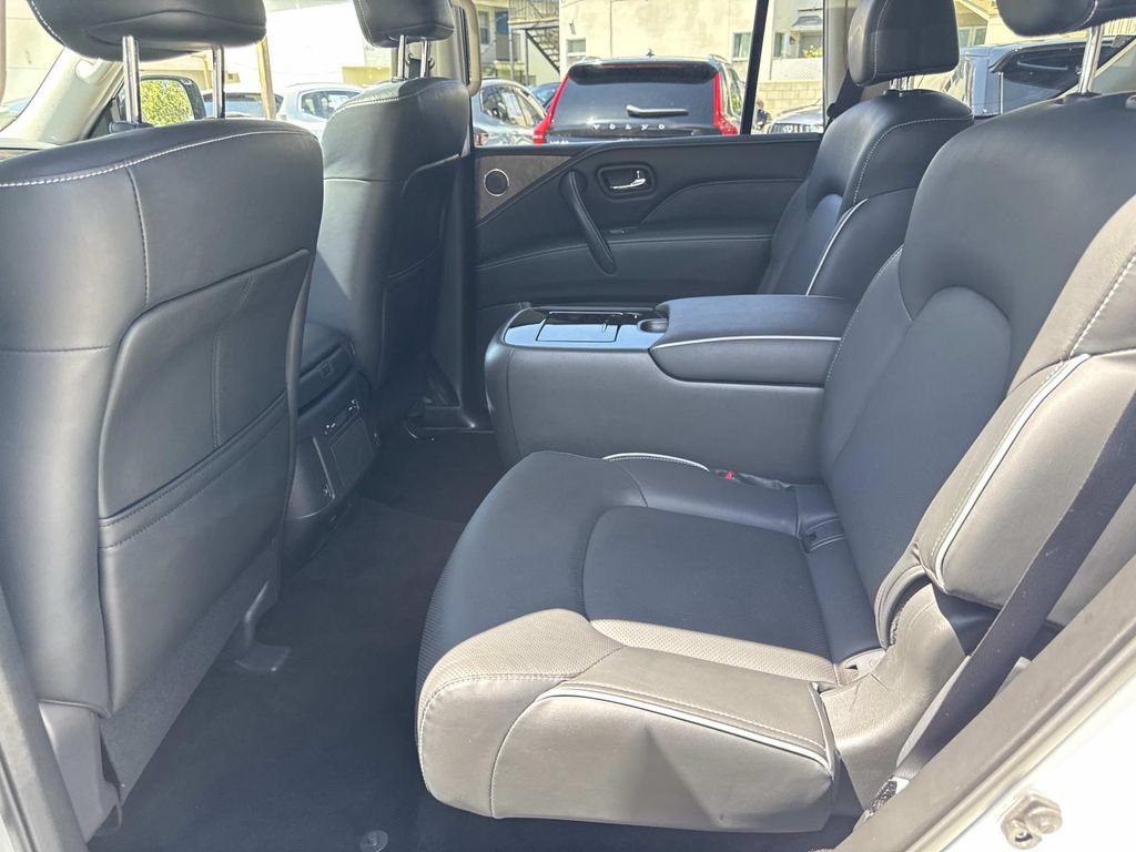 Certified 2024 INFINITI QX80 Premium Select w/ Cargo Package RWD image 11