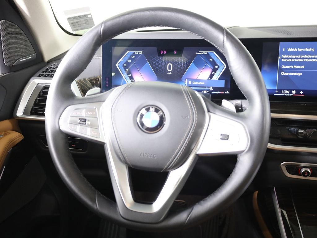 Used 2025 BMW X7 xDrive40i AWD/4WD image 45