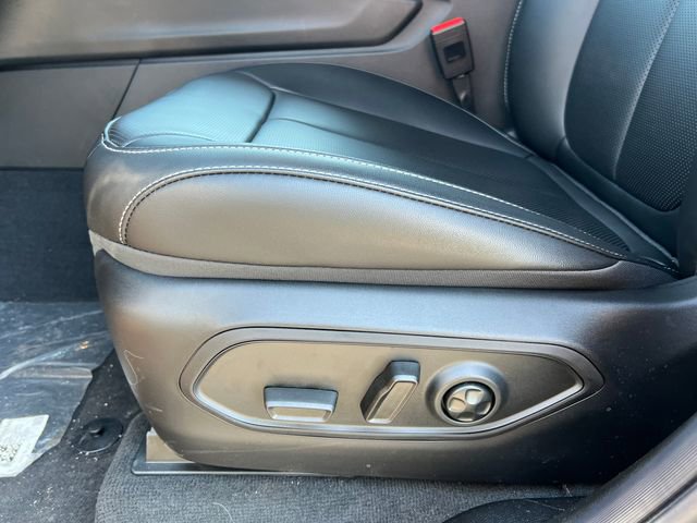 New 2026 Jeep Grand Cherokee Limited w/ Luxury Tech Group II AWD/4WD image 10
